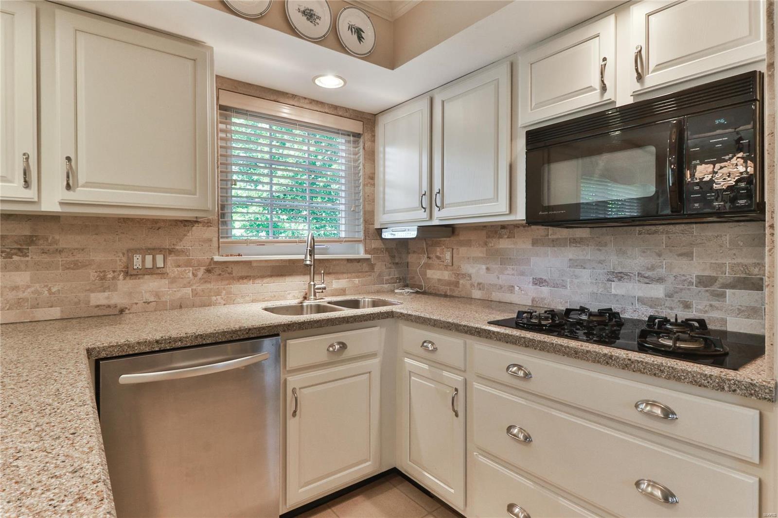 12914 Huntercreek Road St. Louis, MO 63131 - Photo 13 of 35 Gallery Image 13