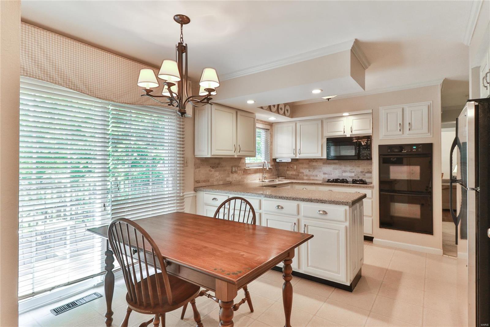 12914 Huntercreek Road St. Louis, MO 63131 - Photo 16 of 35 Gallery Image 16