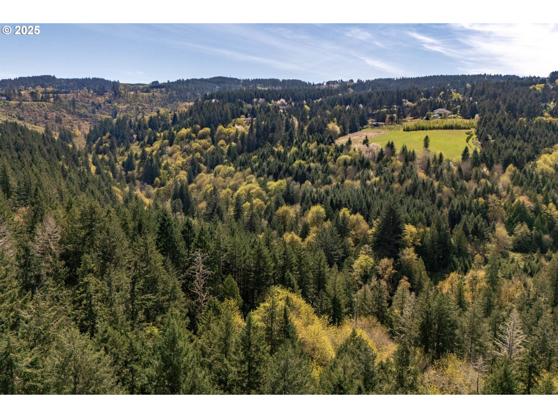 18675 Southwest Forest Park Road Hillsboro, OR 97123 - Photo 16 of 17 a view of city and ocean