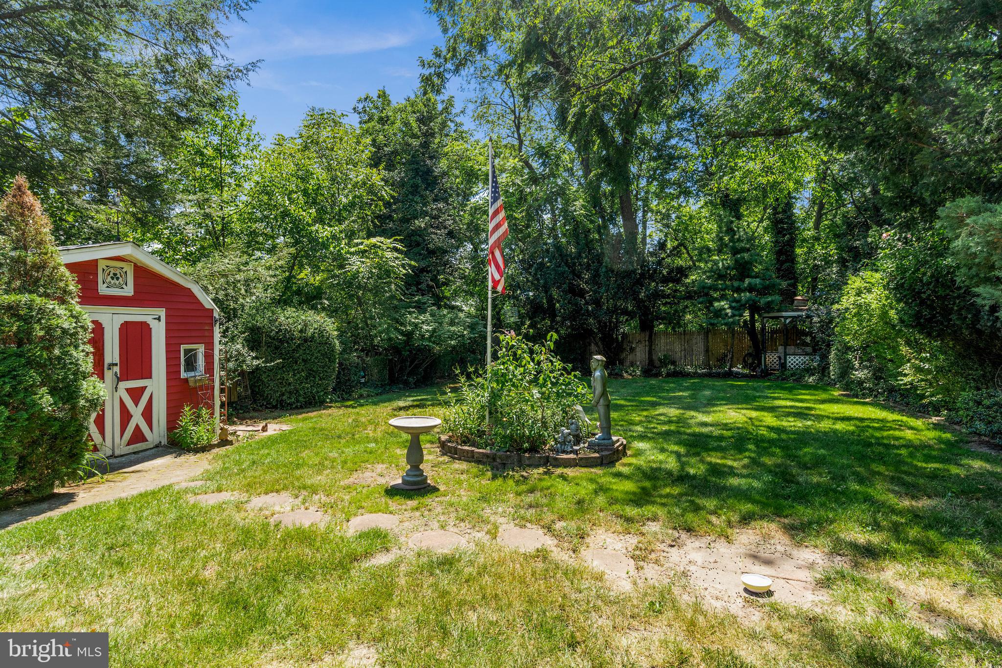 205 Stone Road Laurel Springs, NJ 08021 - Photo 3 of 28