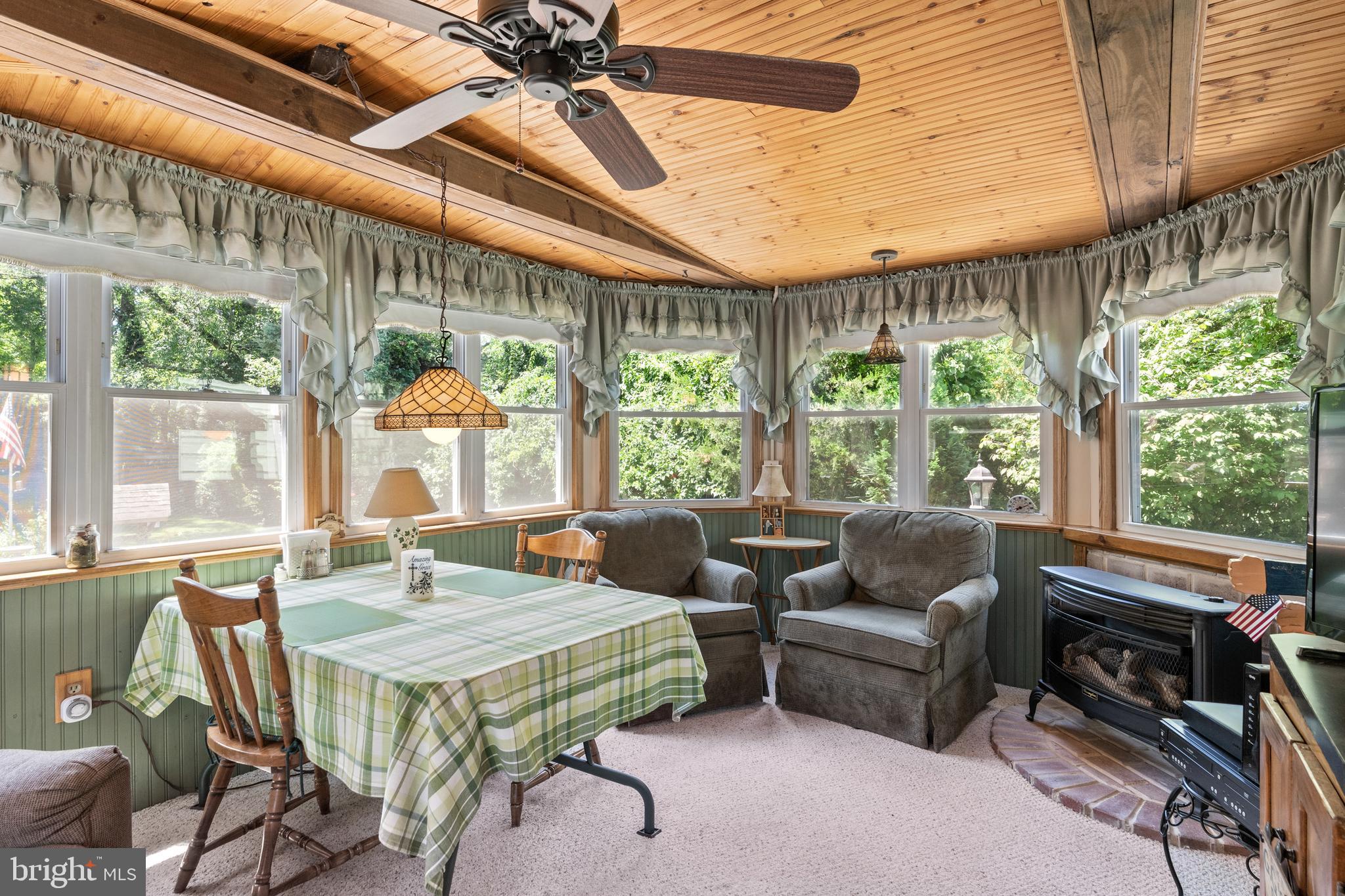 205 Stone Road Laurel Springs, NJ 08021 - Photo 9 of 28