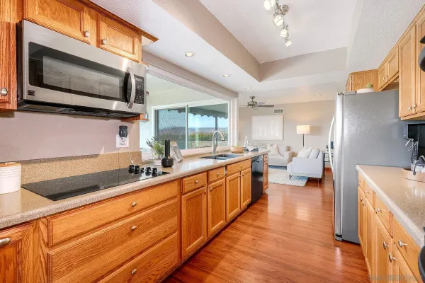 $1,100,000 | 1535 Avenida Ladera, El Cajon, CA 92020