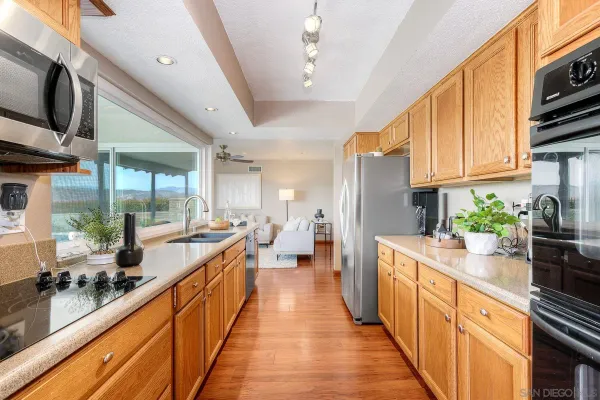 $1,100,000 | 1535 Avenida Ladera, El Cajon, CA 92020