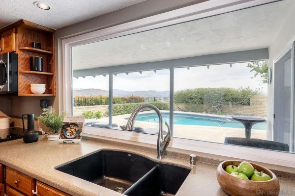 $1,100,000 | 1535 Avenida Ladera, El Cajon, CA 92020