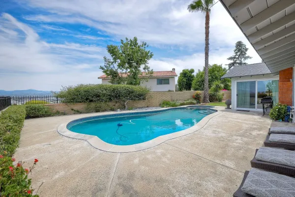 $1,100,000 | 1535 Avenida Ladera, El Cajon, CA 92020