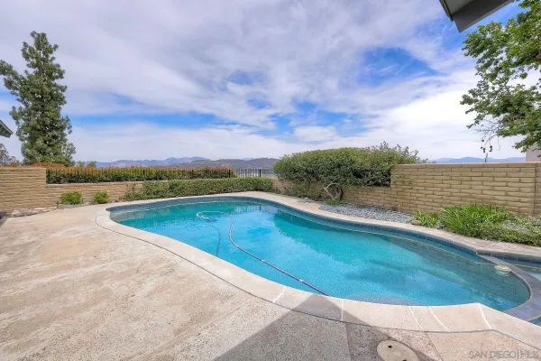 $1,100,000 | 1535 Avenida Ladera, El Cajon, CA 92020