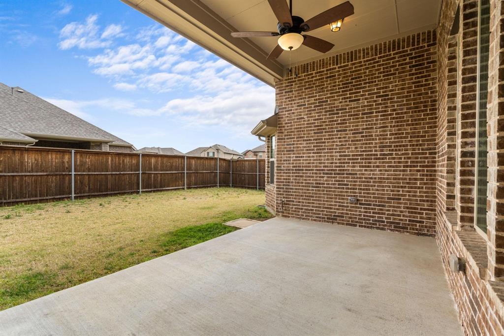 4220 Harper Avenue Celina, TX 75009 - Photo 18 of 20 a view of a backyard
