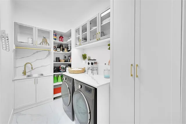 $1,399,999 | 12300 Rhino Oaks Drive, Davie, FL 33325