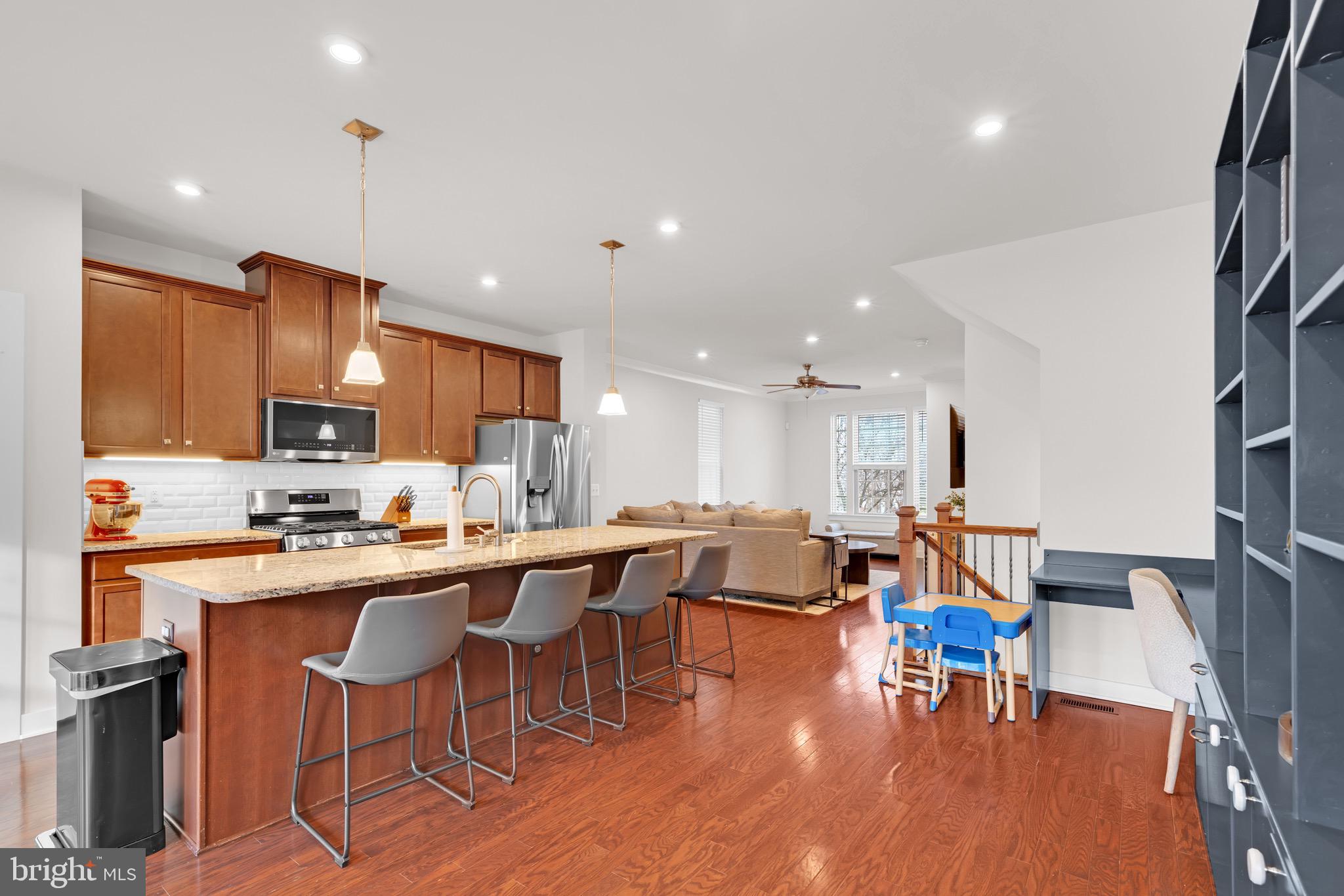 18020 Red Cedar Road Dumfries, VA 22026 - Photo 11 of 42