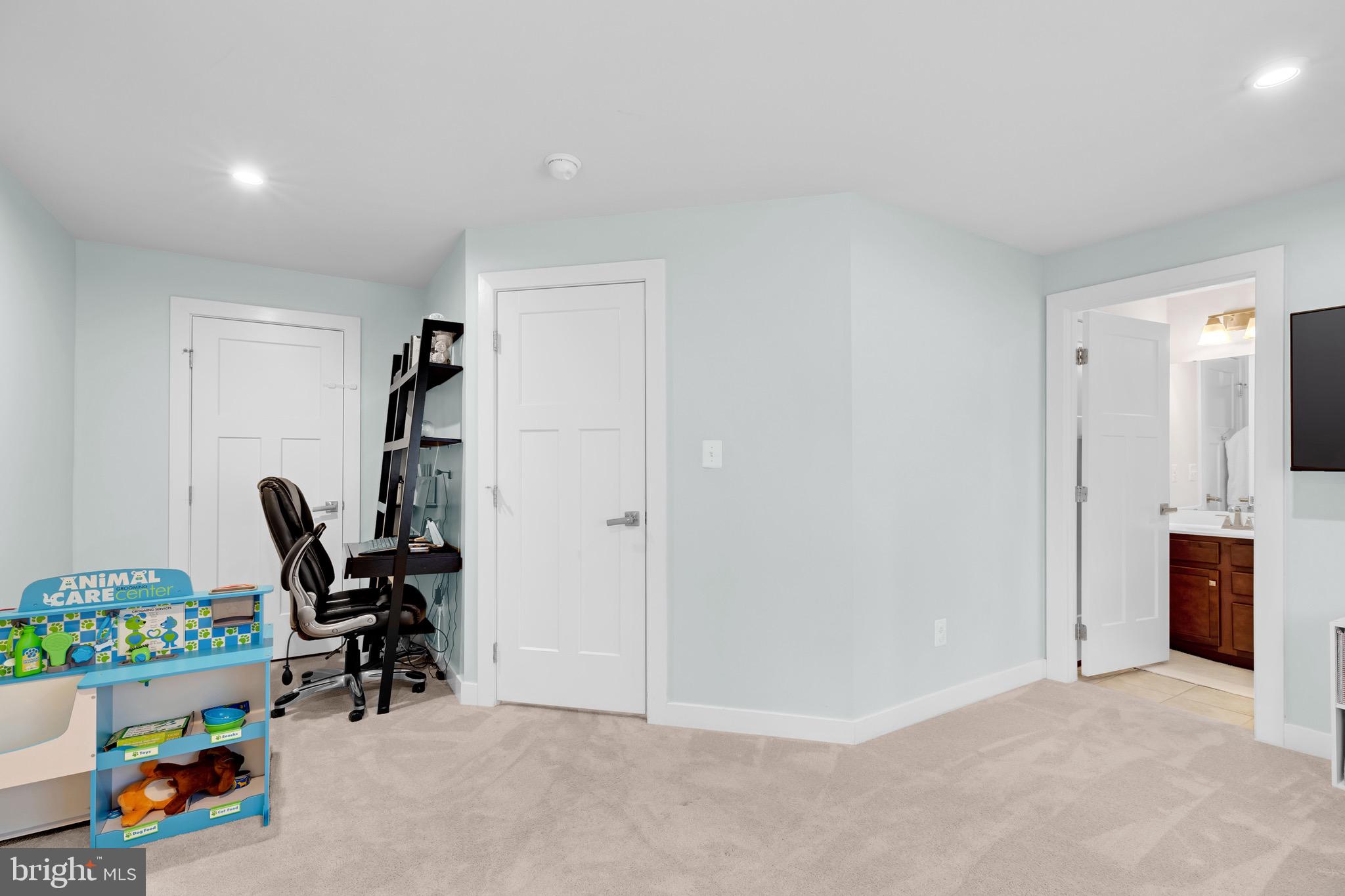 18020 Red Cedar Road Dumfries, VA 22026 - Photo 34 of 42