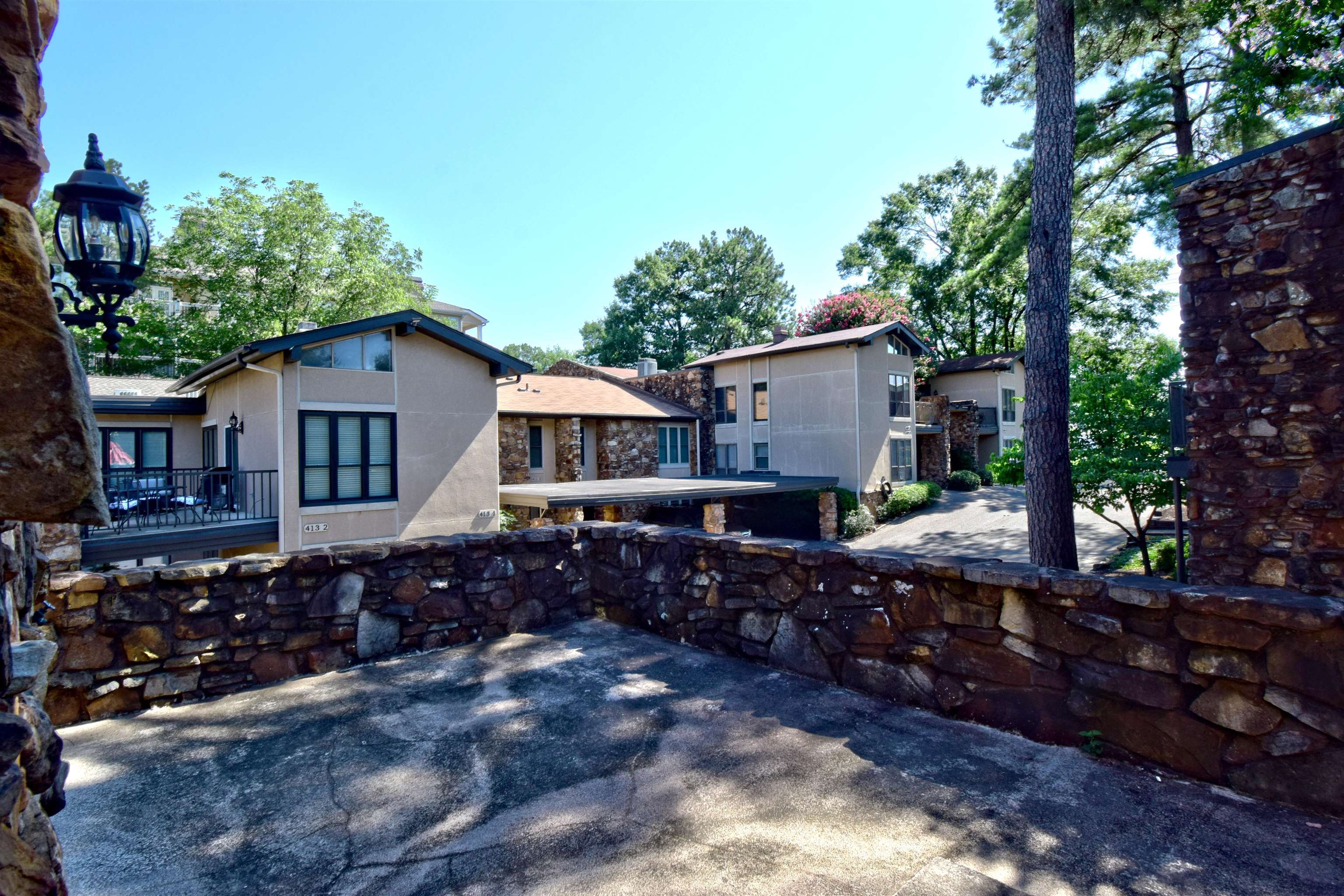 415 South Perkins Road, Unit 415 Memphis, TN 38117 - Photo 3 of 15 Gallery Image 3