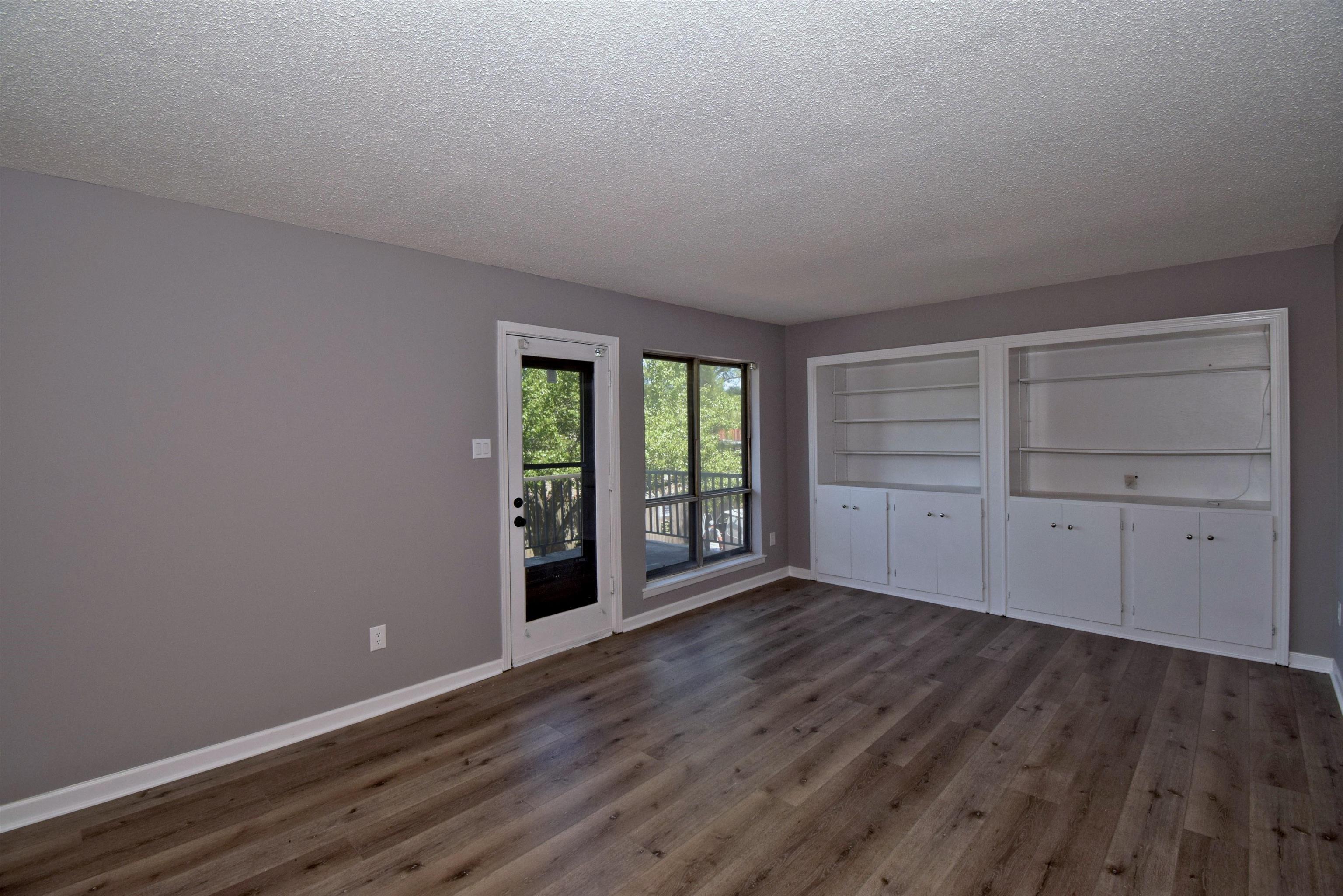 415 South Perkins Road, Unit 415 Memphis, TN 38117 - Photo 8 of 15 Gallery Image 8