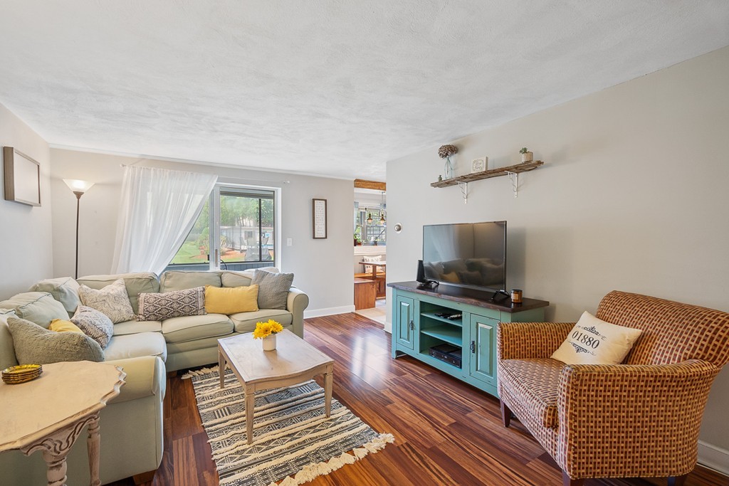 68 Preston Street, Unit 4F Wakefield, MA 01880 - Photo 3 of 21
