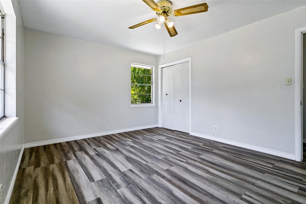 308 North Ave C Springtown, TX 76082 - Photo 19 of 25