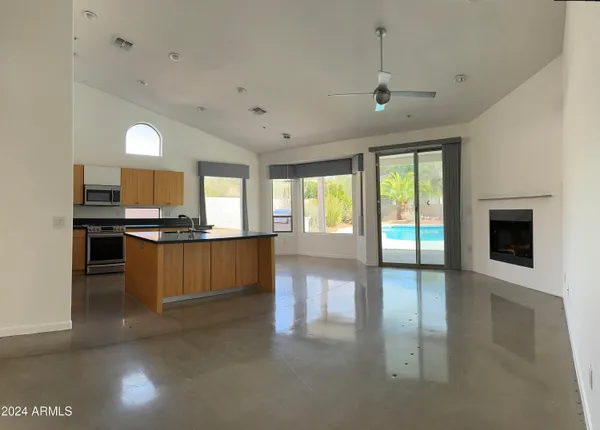 $3,995 | 14681 North 97th Place, Scottsdale, AZ 85260