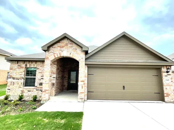$2,095 | 1149 Beaverwood Lane, Crowley, TX 76036
