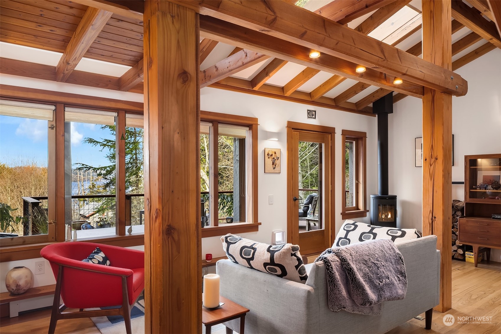 12804 Southwest Ober Beach Road Vashon, WA 98070 - Photo 12 of 34 Gallery Image 12
