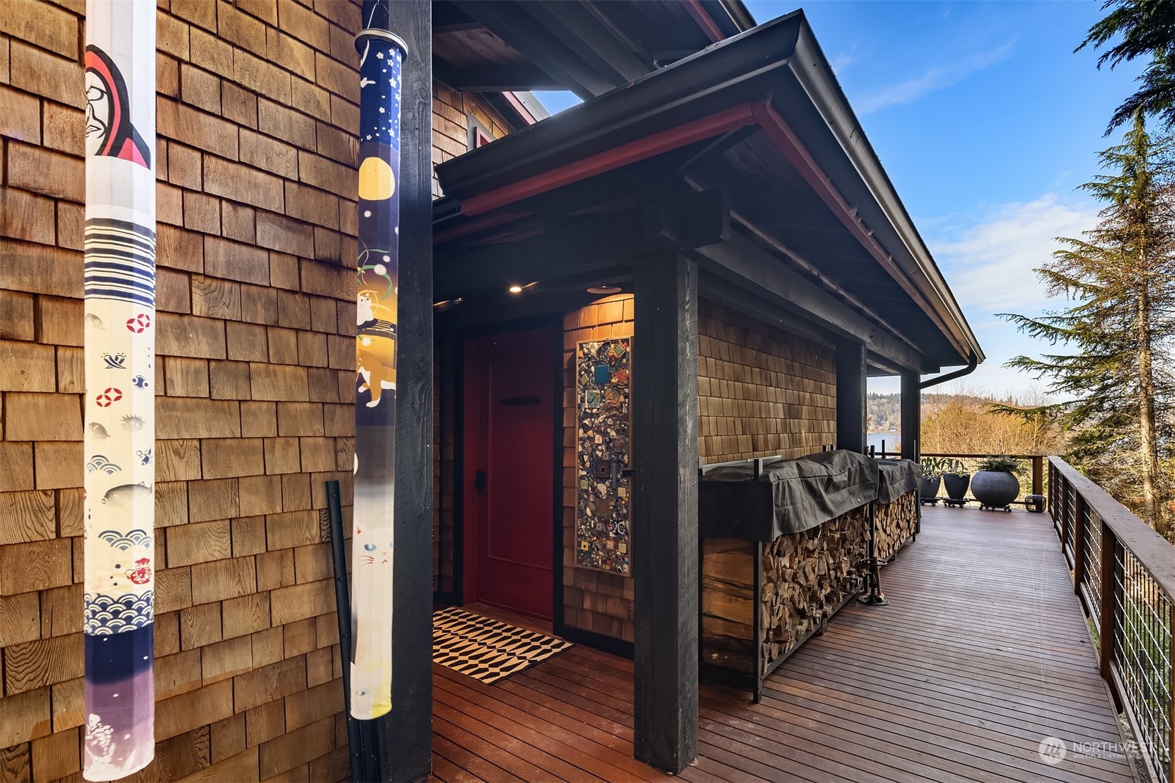 12804 Southwest Ober Beach Road Vashon, WA 98070 - Photo 2 of 34 Gallery Image 2