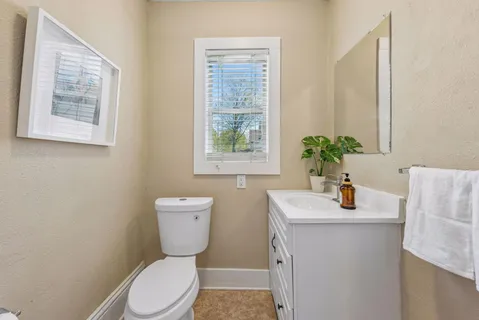 $375,000 | 891 Carroll Avenue, St. Paul, MN 55104