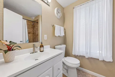 $375,000 | 891 Carroll Avenue, St. Paul, MN 55104