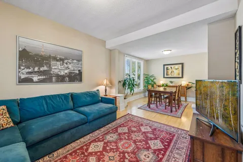 $375,000 | 891 Carroll Avenue, St. Paul, MN 55104