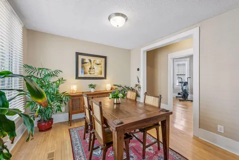 $375,000 | 891 Carroll Avenue, St. Paul, MN 55104