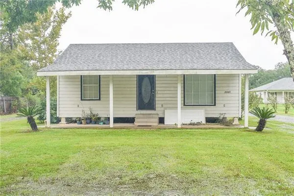 $600 | 20065 Esterbrook Road, Ponchatoula, LA 70454
