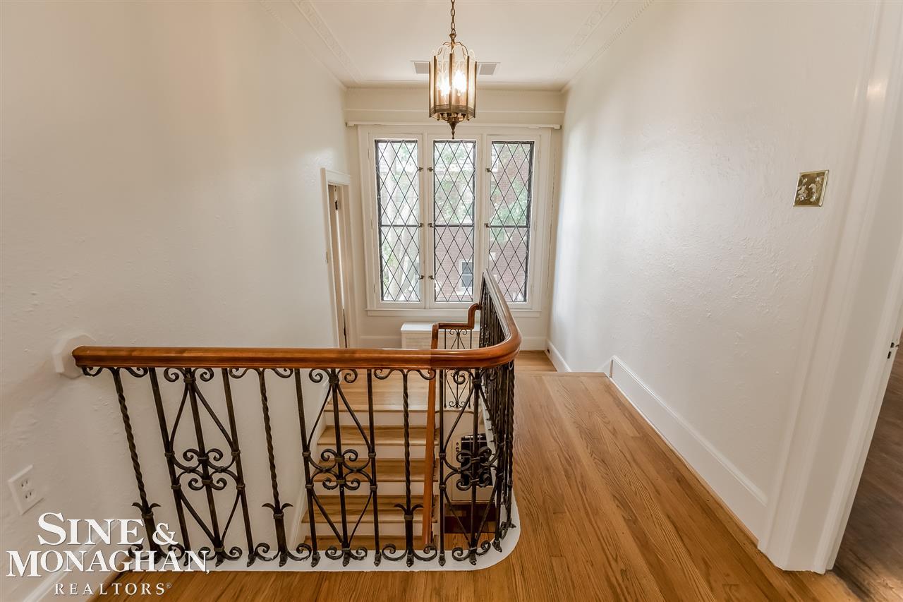 1035 Bishop Road Grosse Pointe Park, MI 48230 - Photo 27 of 62