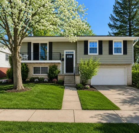 $524,500 | 449 White Pine Road, Buffalo Grove, IL 60089