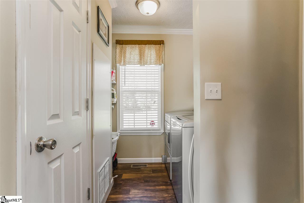 484 Bill Pearson Road Woodruff, SC 29388 - Photo 22 of 34