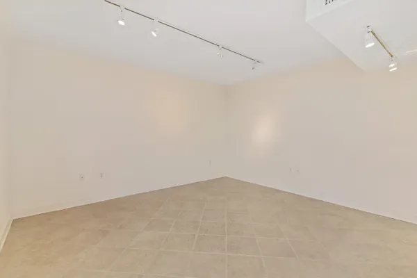 $564,000 | 200 Wagner Place, Unit 1407/1408, Memphis, TN 38103