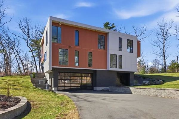 $1,790,000 | 20 Dogwood Lane, North Reading, MA 01864
