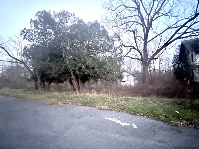 $495,000 | 13066 Rte 9W, New Baltimore, NY 12192