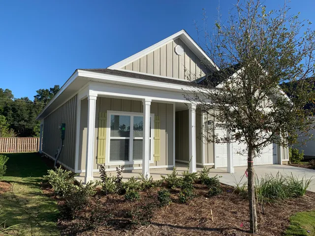 $2,600 | 491 Lightning Bug Lane, Unit LOT 11, Freeport, FL 32439