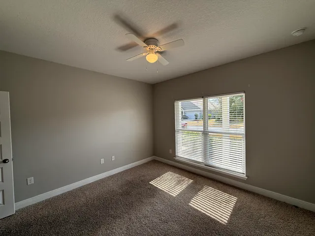 $2,600 | 491 Lightning Bug Lane, Unit LOT 11, Freeport, FL 32439