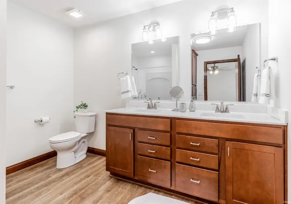 $314,900 | 7599 Meadow Lane, Newburgh, IN 47630