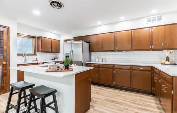 $314,900 | 7599 Meadow Lane, Newburgh, IN 47630