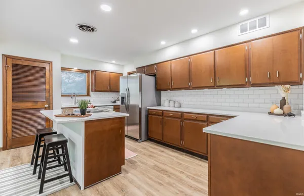 $314,900 | 7599 Meadow Lane, Newburgh, IN 47630