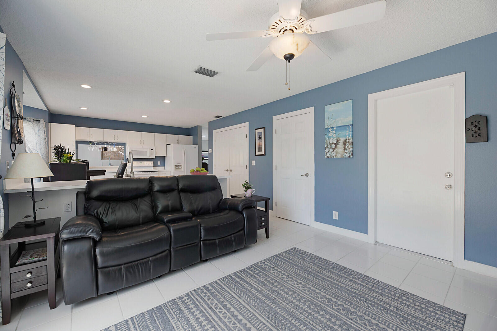 10789 Cypress Lake Terrace Boca Raton, FL 33498 - Photo 14 of 31 14_10789_Cypress_Lake_Terrace13_mls