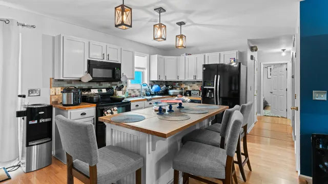 $499,000 | 86 Back Cove Drive, Turner, ME 04282