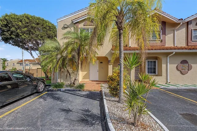 $2,650 | 6560 Southwest 138th Court, Unit 801, Miami, FL 33183