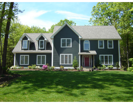 65 Concord Way Amherst, MA 01002 - Photo 1 of 1 Gallery Image 1