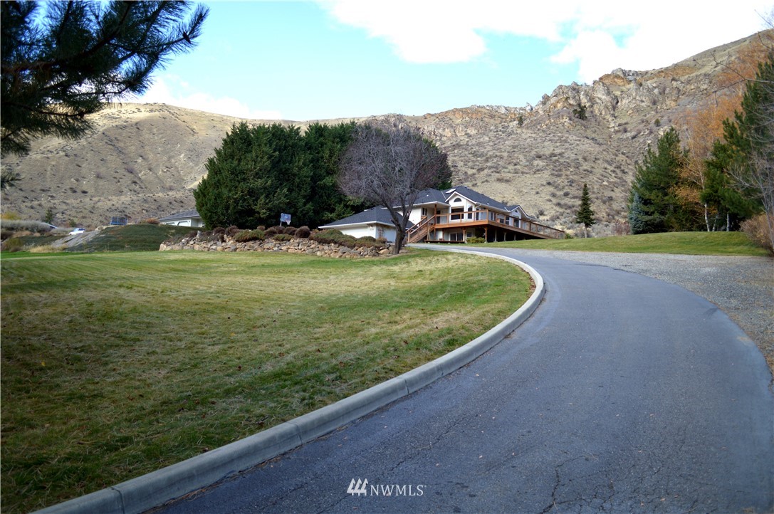 1130 Pitcher Canyon Road Wenatchee, WA 98801 - Photo 12 of 20 Gallery Image 12