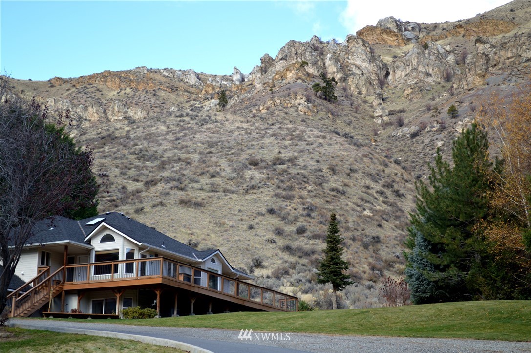1130 Pitcher Canyon Road Wenatchee, WA 98801 - Photo 13 of 20 Gallery Image 13