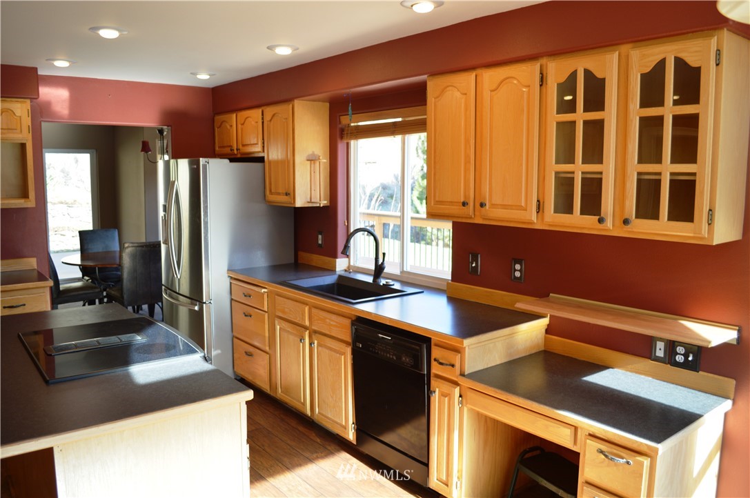 1130 Pitcher Canyon Road Wenatchee, WA 98801 - Photo 16 of 20 Gallery Image 16
