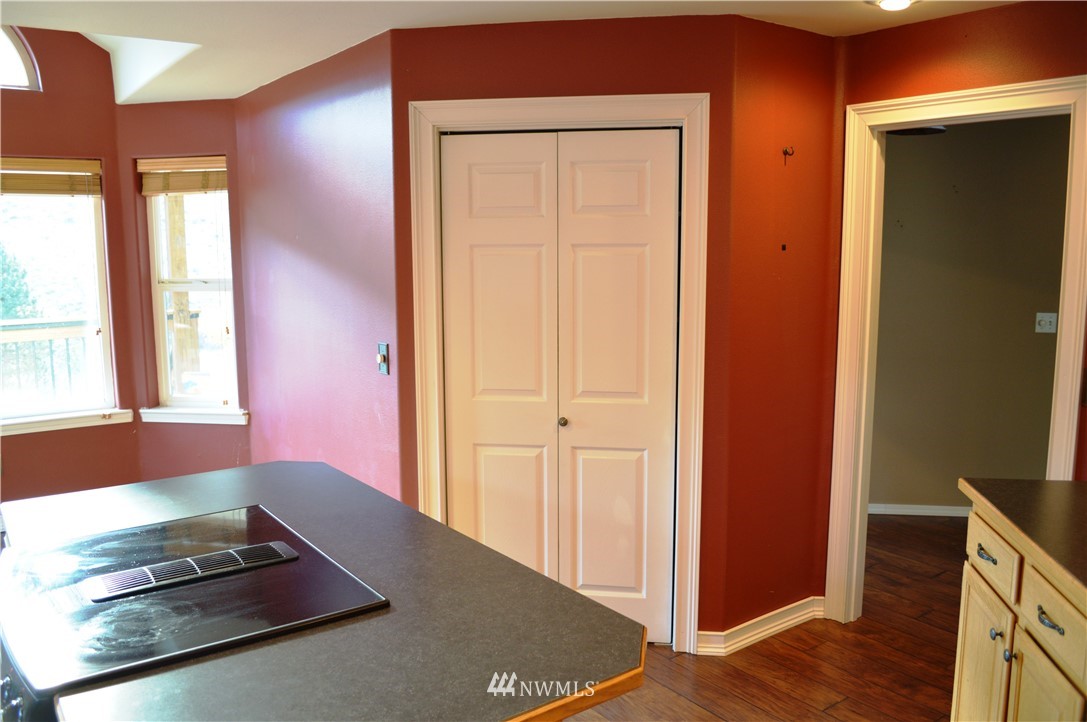 1130 Pitcher Canyon Road Wenatchee, WA 98801 - Photo 17 of 20 Gallery Image 17