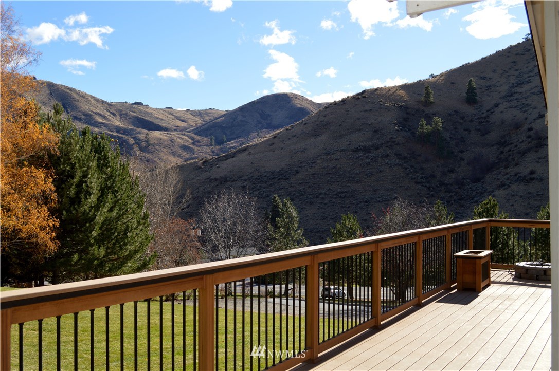 1130 Pitcher Canyon Road Wenatchee, WA 98801 - Photo 5 of 20 Gallery Image 5