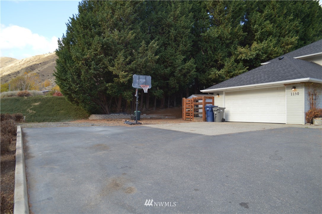 1130 Pitcher Canyon Road Wenatchee, WA 98801 - Photo 10 of 20 Gallery Image 10