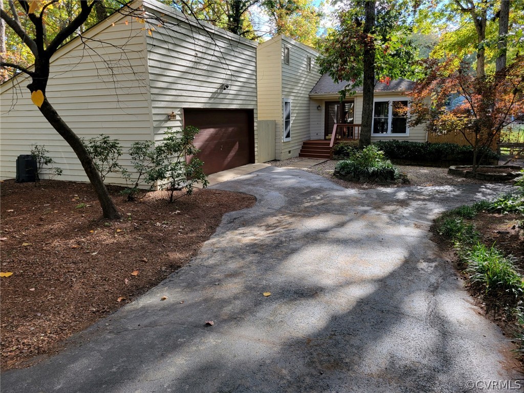 3024 3 Bridges Road Midlothian, VA 23112 - Photo 49 of 50 a view of a house with a yard