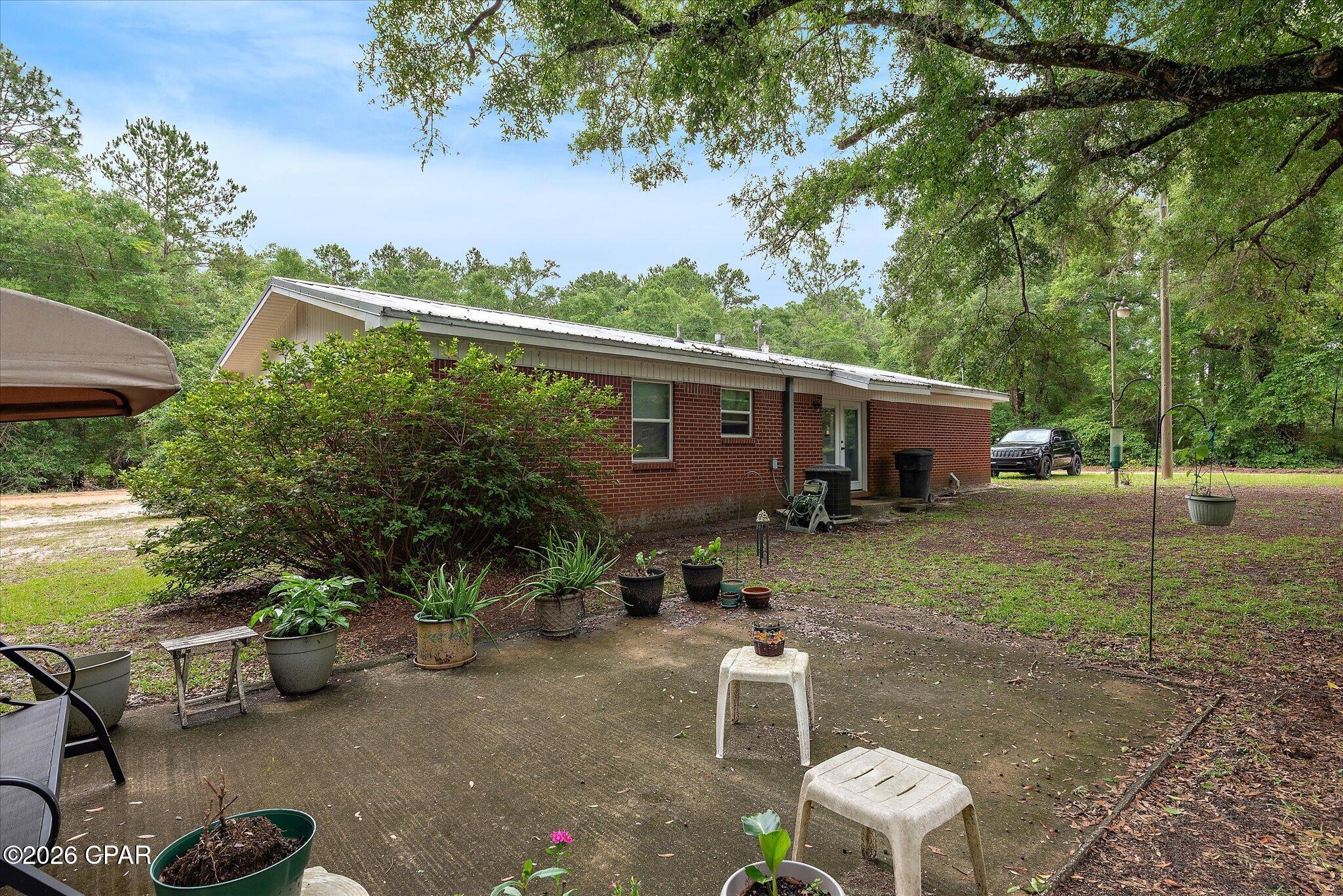 1561 Blue Creek Road Ponce de Leon, FL 32455 - Photo 19 of 25
